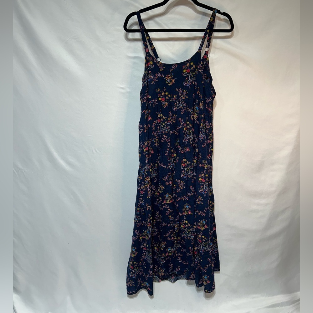 Womans gorgeous floral sundress. Adjustable straps. Navy blue. XL.